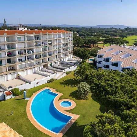Apartment Modern With Pool & Garden - Close To Marina *