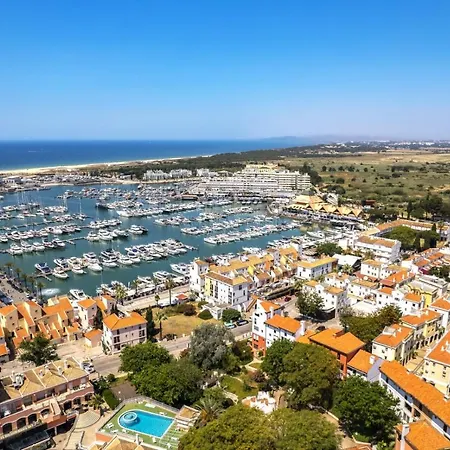 Modern With Pool & Garden - Close To Marina Quarteira