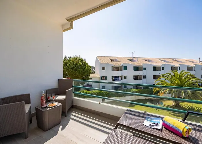 Apartman Modern With Pool & Garden - Close To Marina *