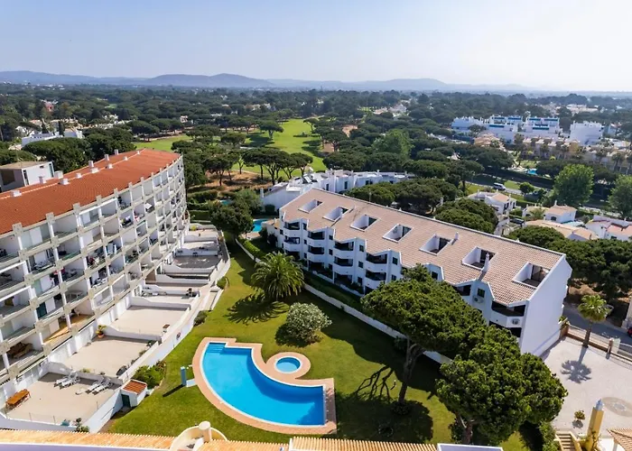 Modern With Pool & Garden - Close To Marina Apartman